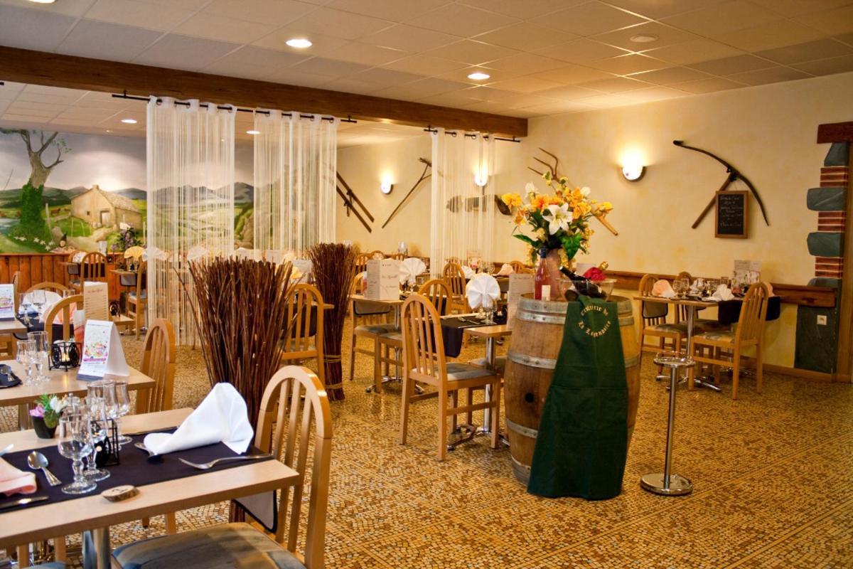 Hostellerie Du Cantal ミュラ エクステリア 写真